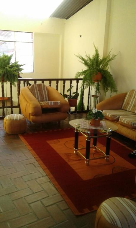 Casa De Huespedes Isabella Hotel Сукре Екстериор снимка