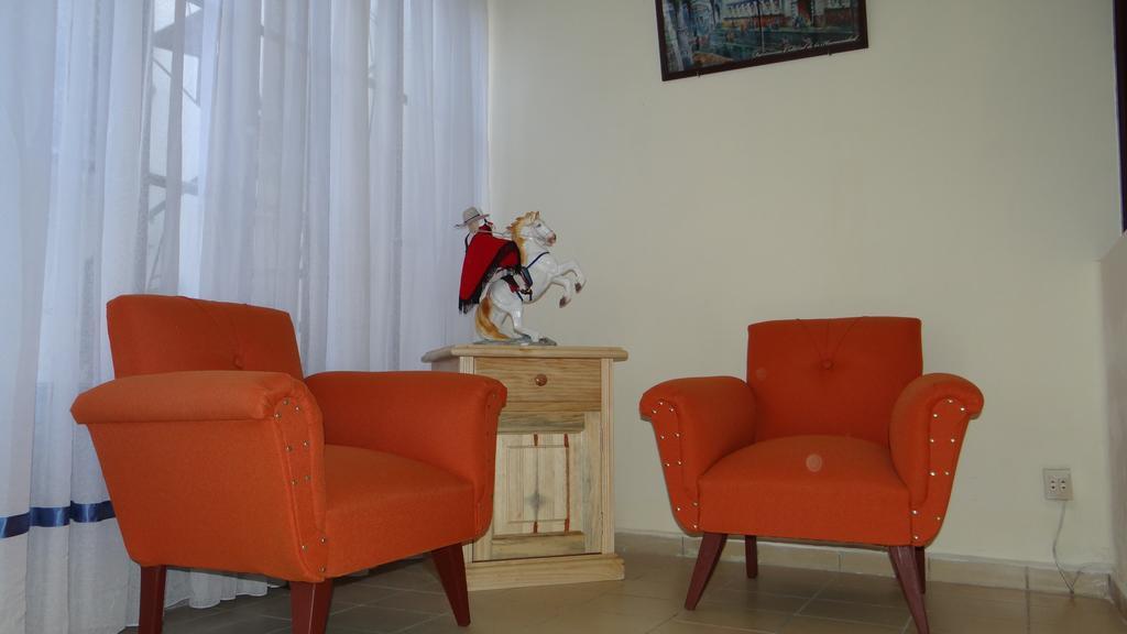 Casa De Huespedes Isabella Hotel Сукре Екстериор снимка